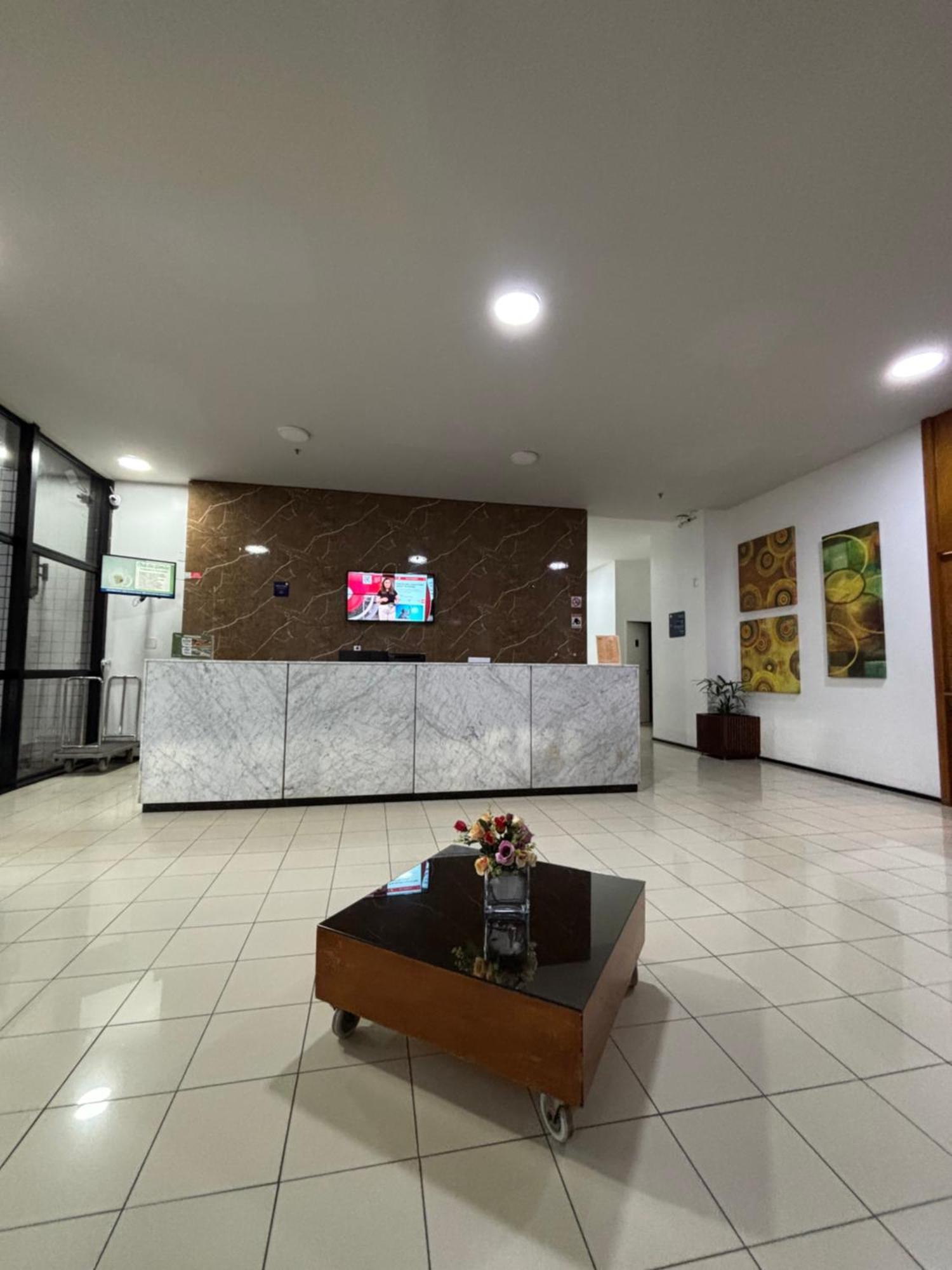 Moderno Alu Lounge Apartamento *
